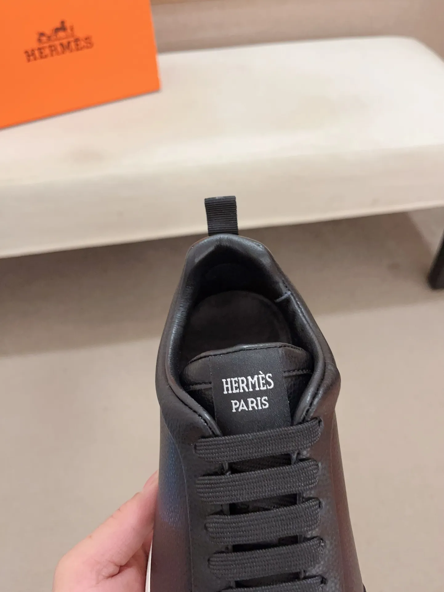 Men's clothing and shoes💰: 442💰《HERMES》【Classic original single version】Hermès; top 🔝purchase agent🔍🔍men's latest 🇺🇸 counter sales simultaneously, imported from Italy original ▲▲cowhide ▲▲ (high-end, nobility, class) ) Exquisite workmanship (Italian 🇮🇹 imported water-dyed 🐂 cowhide lining) sole: original sole provided by the original factory, ⚠️exclusive double-layer activity·TPR·rubber·combined molded outsole; super comfortable·wear-resistant·non-slip·environmental protection The real thing is more beautiful if you take the real thing (high quality, follow the order). You can enter and exit the counter at will * Number of yards: 38-44 (45 can be customized and cannot be returned or exchanged)